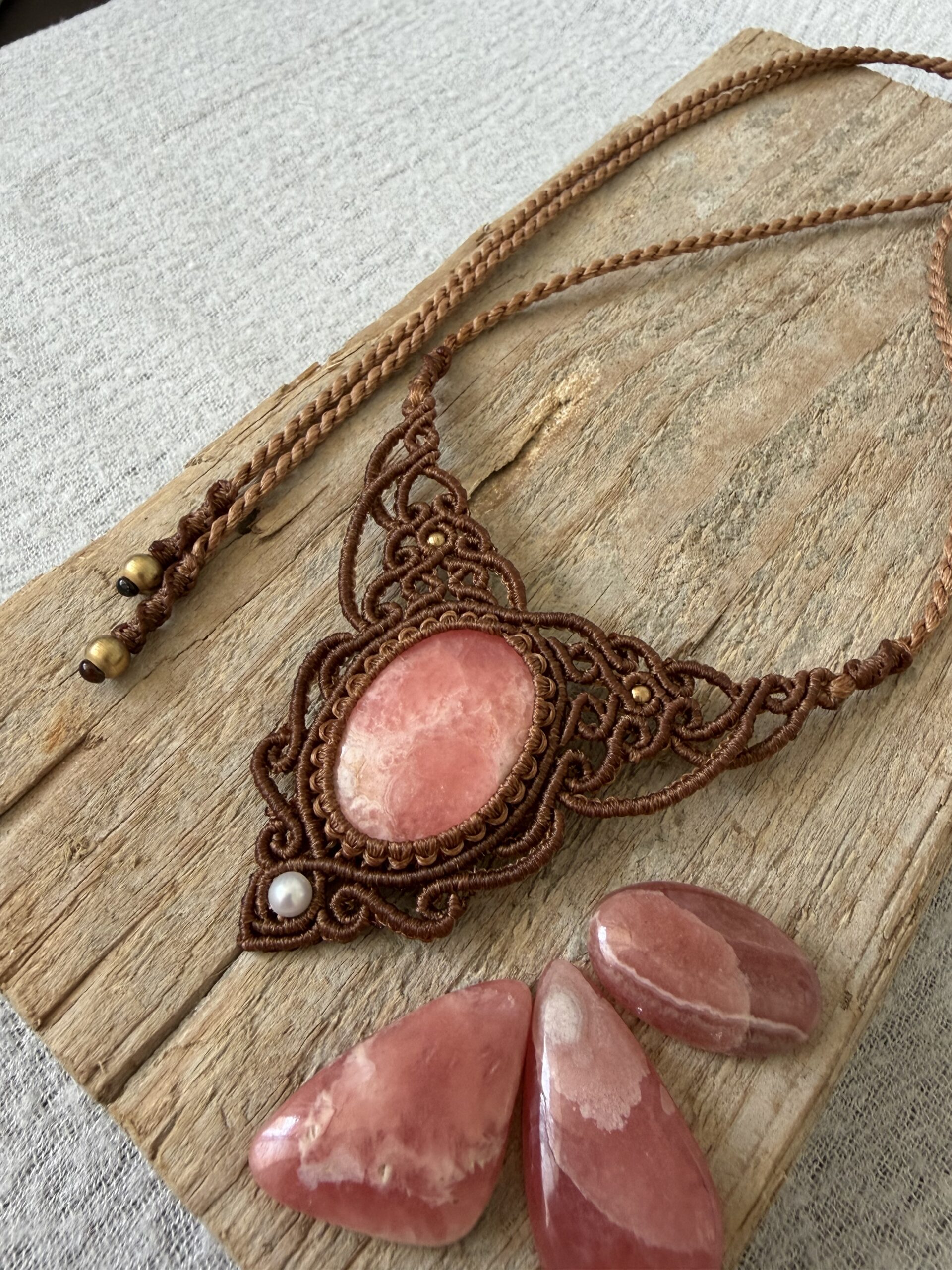 Elaria שרשרת מקרמה עם רודוכרוזיט – תמונה 3